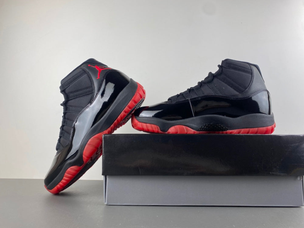Air Jordan 11 Retro "Playoffs Bred"