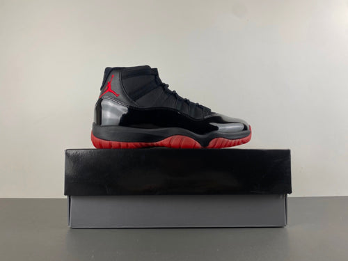 Air Jordan 11 Retro "Playoffs Bred"