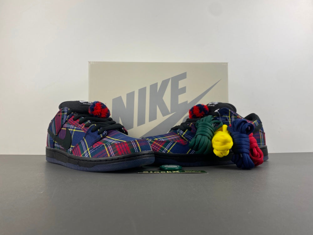 Nike SB Dunk Low Nardwuar