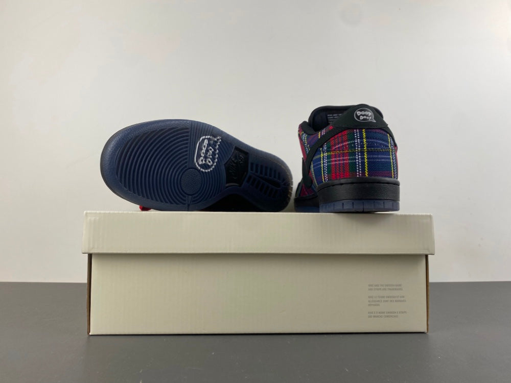 Nike SB Dunk Low Nardwuar