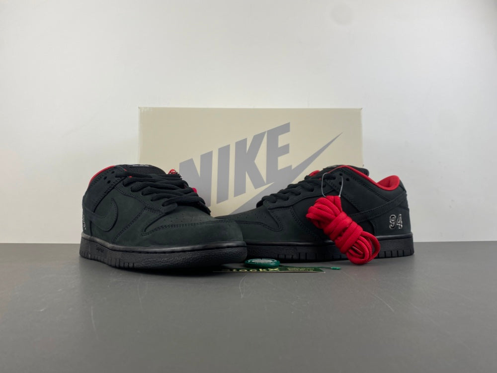 Nike SB Dunk Low Supreme 94 Black