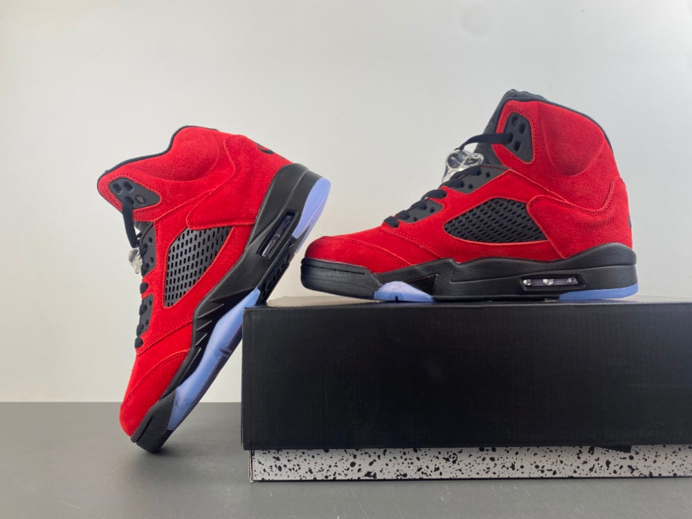 Air Jordan 5 Retro "Raging Bull"