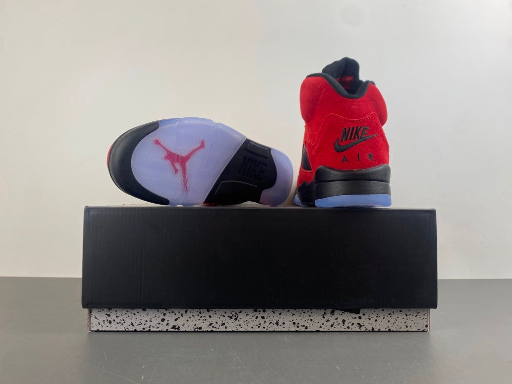 Air Jordan 5 Retro "Raging Bull"