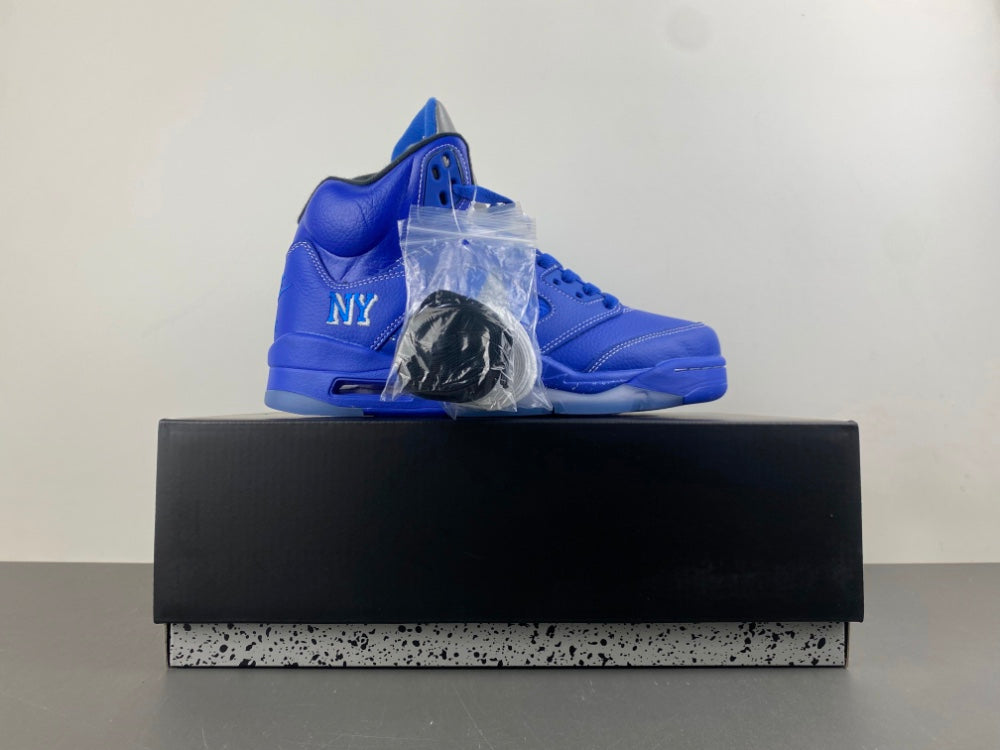 Air Jordan 5 Retro "Blue Suede"