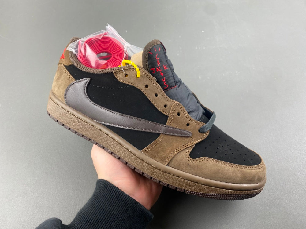 Air Jordan 1 Low OG SP x Travis Scott en color "Velvet Brown" y "Dark Mocha"
