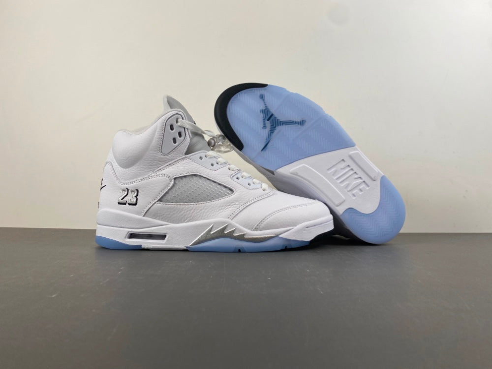 Air Jordan 5 Retro "METALLIC WHITE"