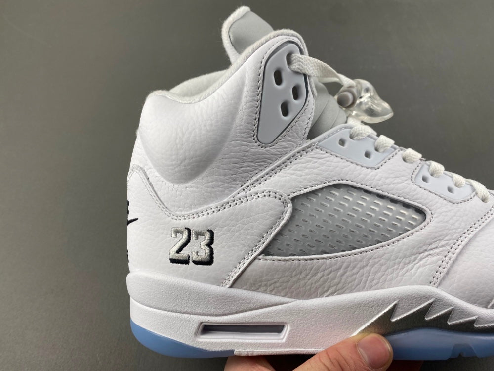 Air Jordan 5 Retro "METALLIC WHITE"