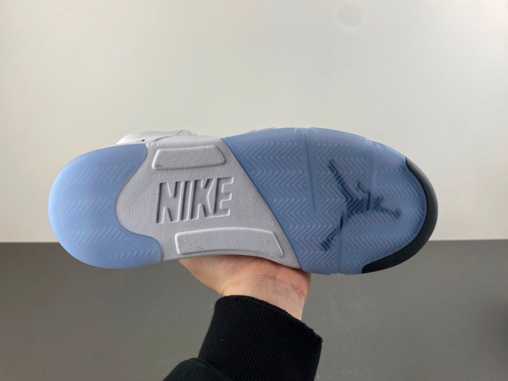 Air Jordan 5 Retro "METALLIC WHITE"