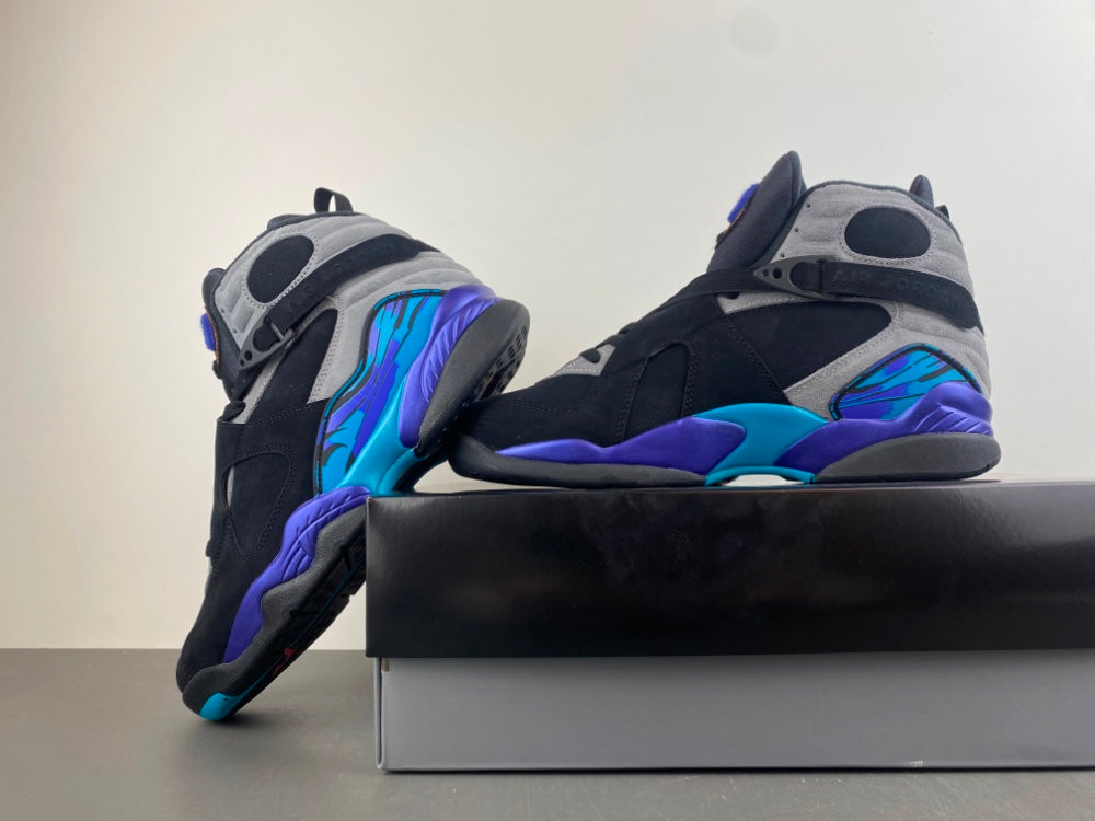 Air Jordan 8 Retro "Aqua"