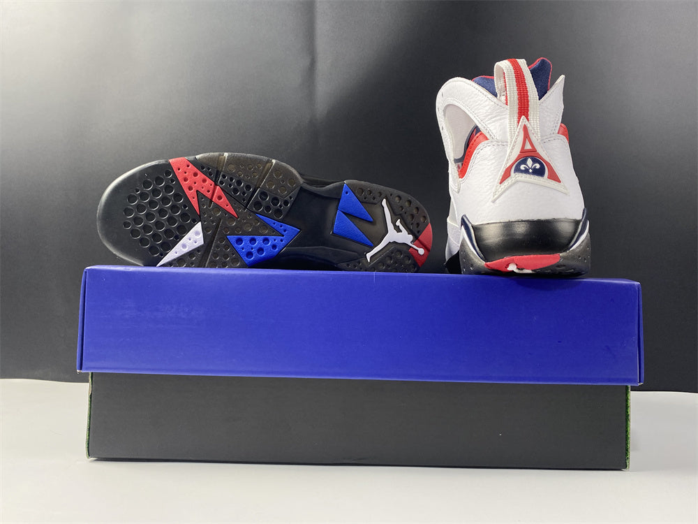 Jordan 7 Retro BCFC Paris Saint-Germain