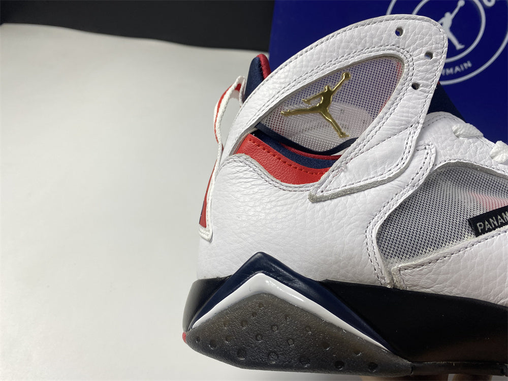 Jordan 7 Retro BCFC Paris Saint-Germain