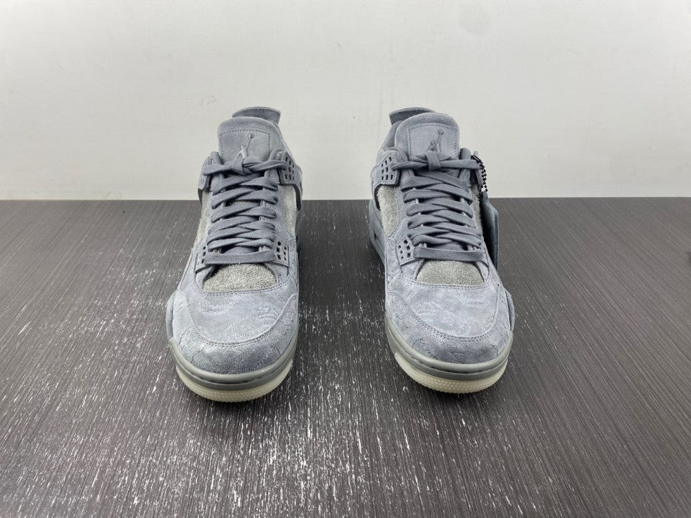 Jordan 4 KAWS x Air Jordan 4 "Cool Grey"