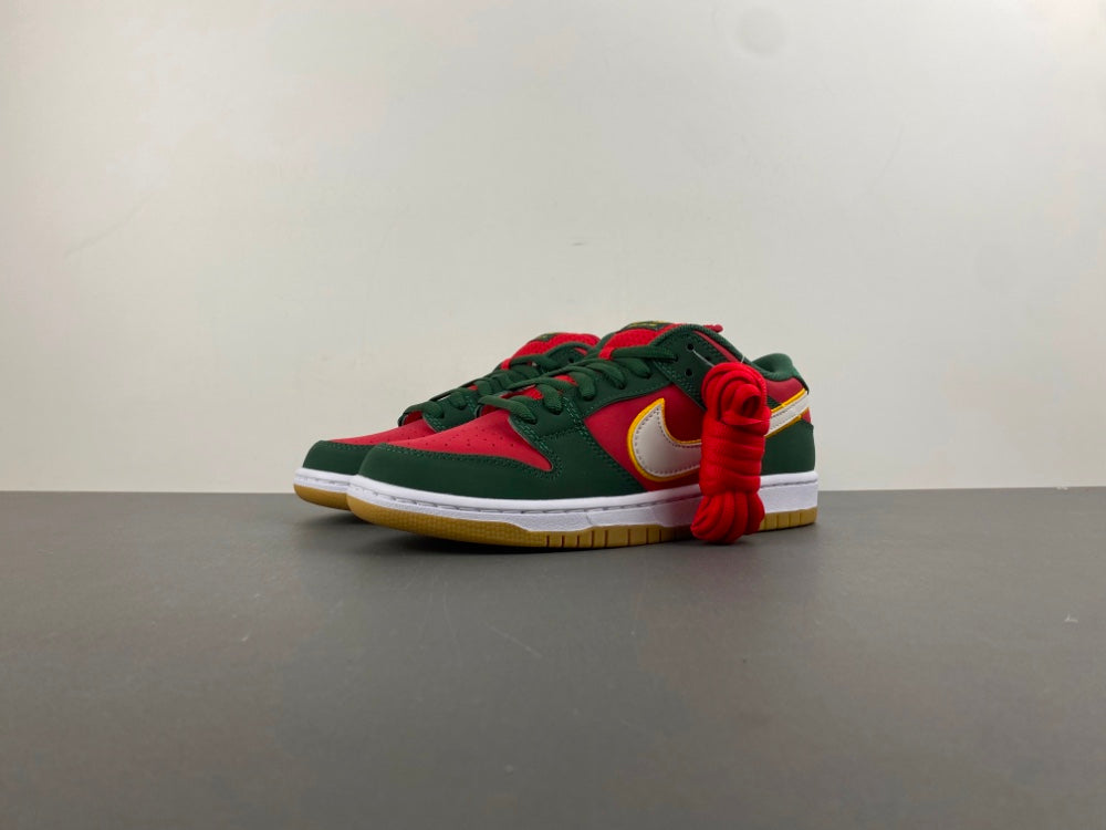 Nike SB Dunk Low Pro PRM "Seattle Supersonics"