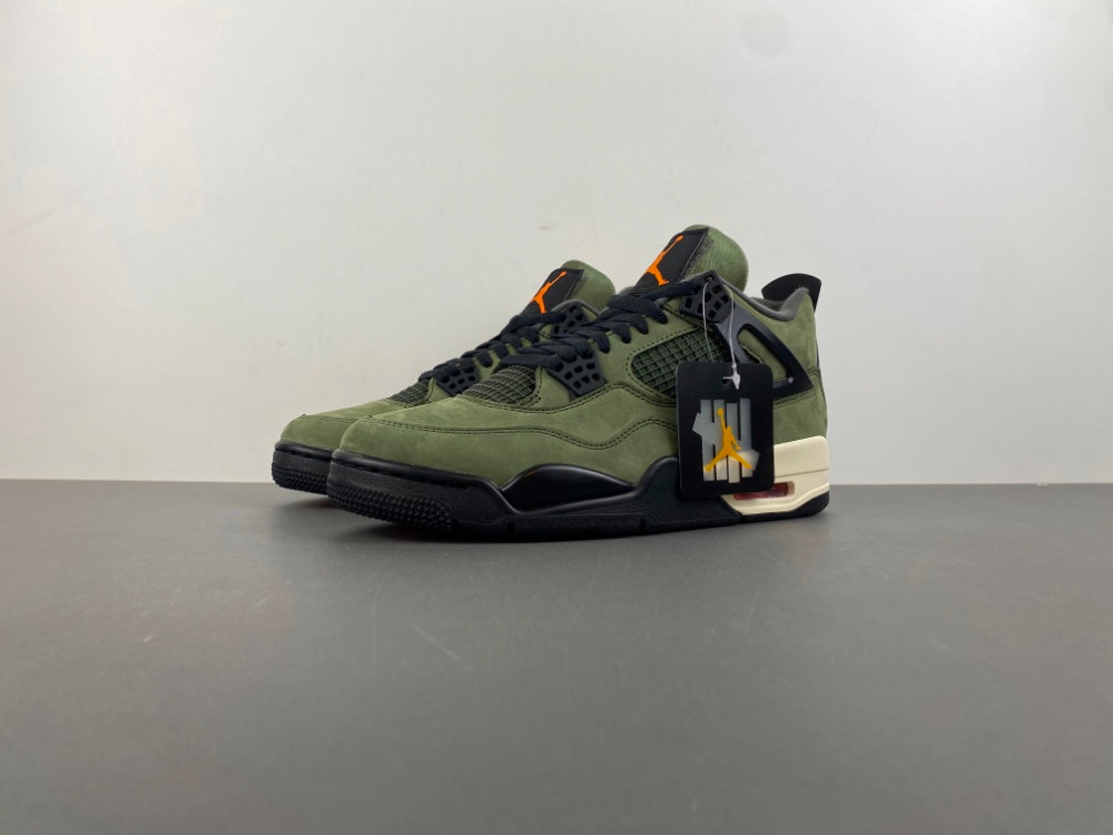 Air Jordan 4 Retro OG SP x Undefeated