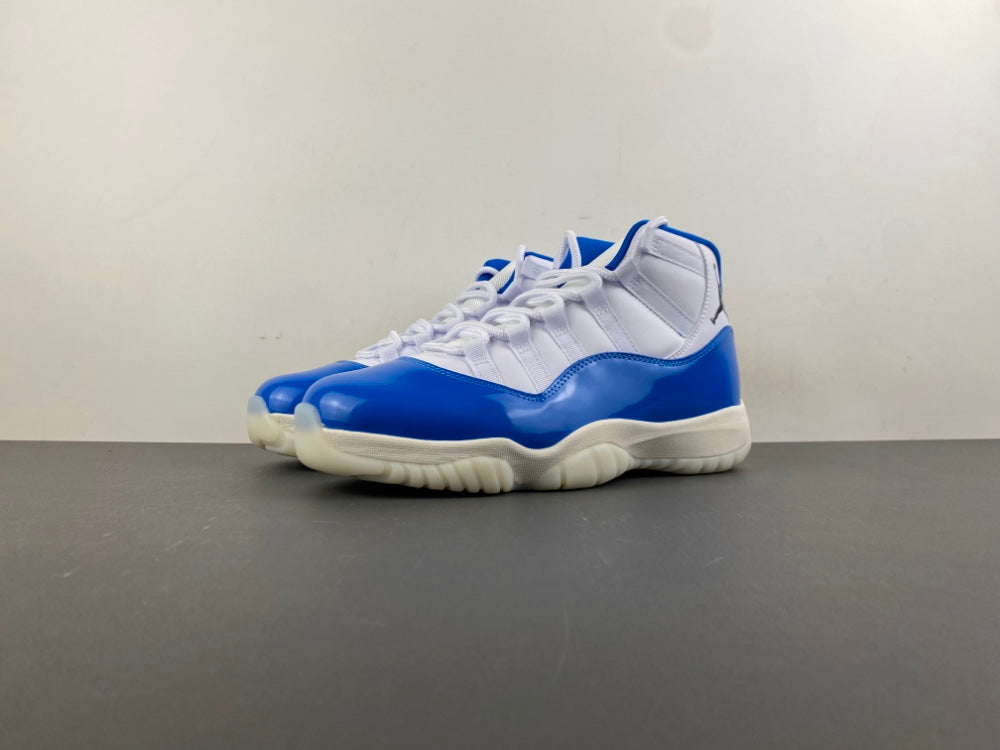 Air Jordan Retro 11 "Royal Blue Charol"