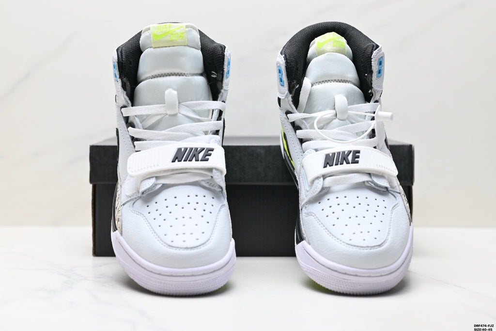 Jordan Legacy 312 Fuerza de Comando Volt