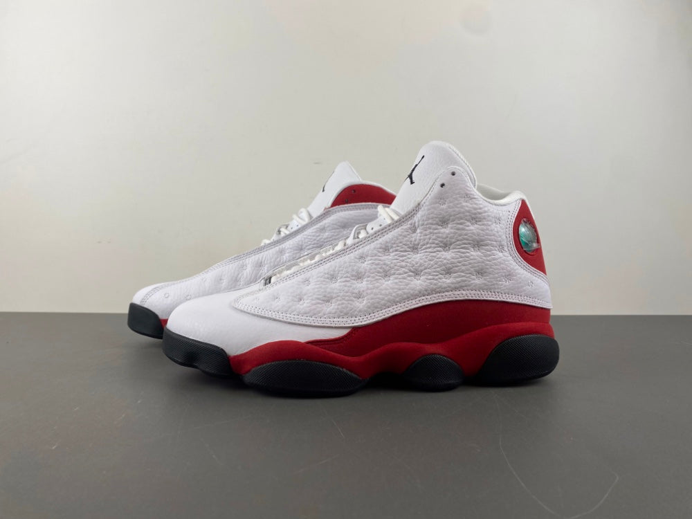 Air Jordan 13 Retro "Chicago"